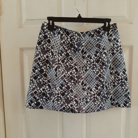 Vintage BCBG MaxAzria Miniskirt Grey, Steel Blue, White and Black Size 10 - Picture 1 of 7
